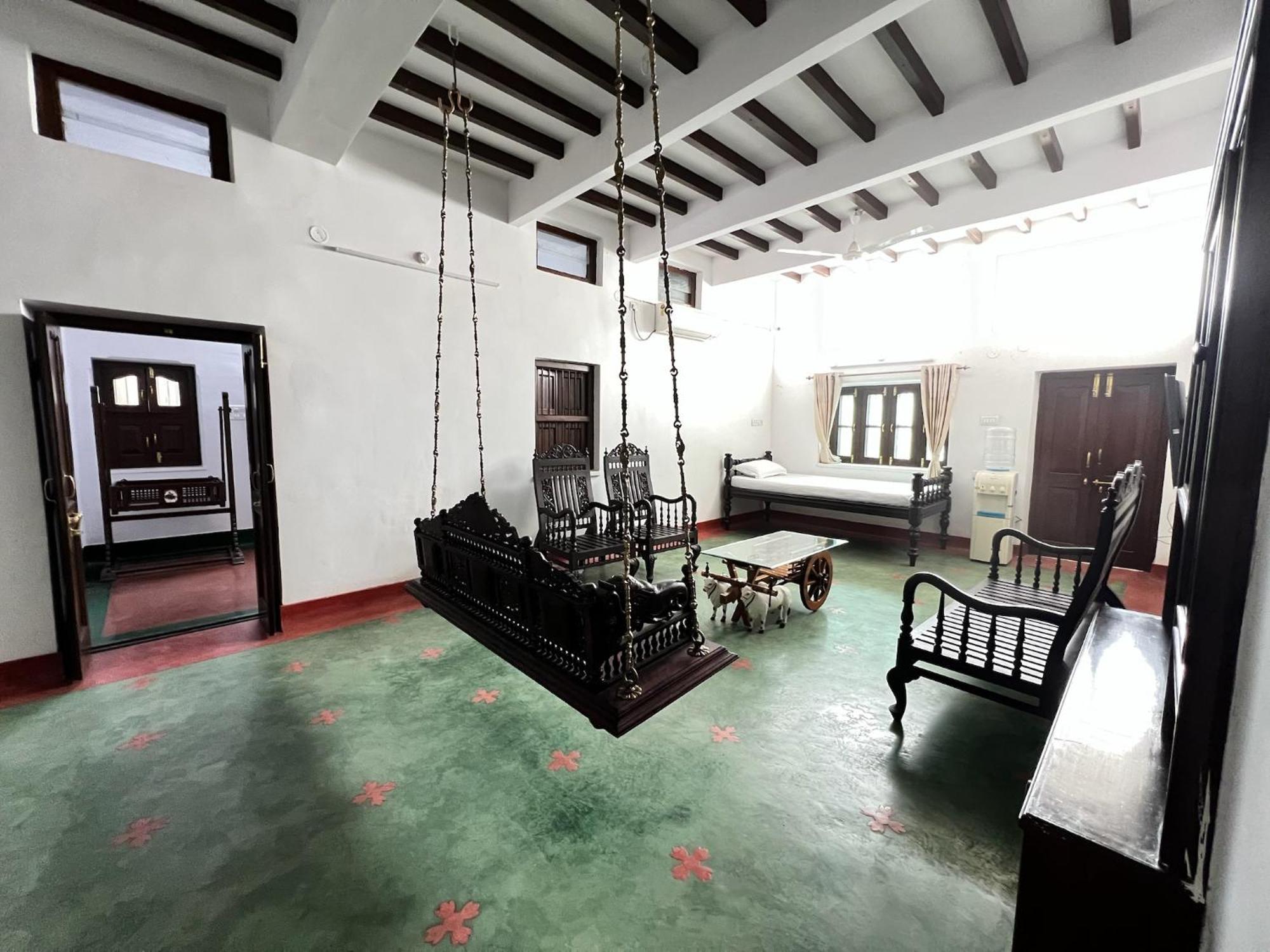 Laxmi Nivas 1949 Bed and Breakfast Secundurabad Buitenkant foto