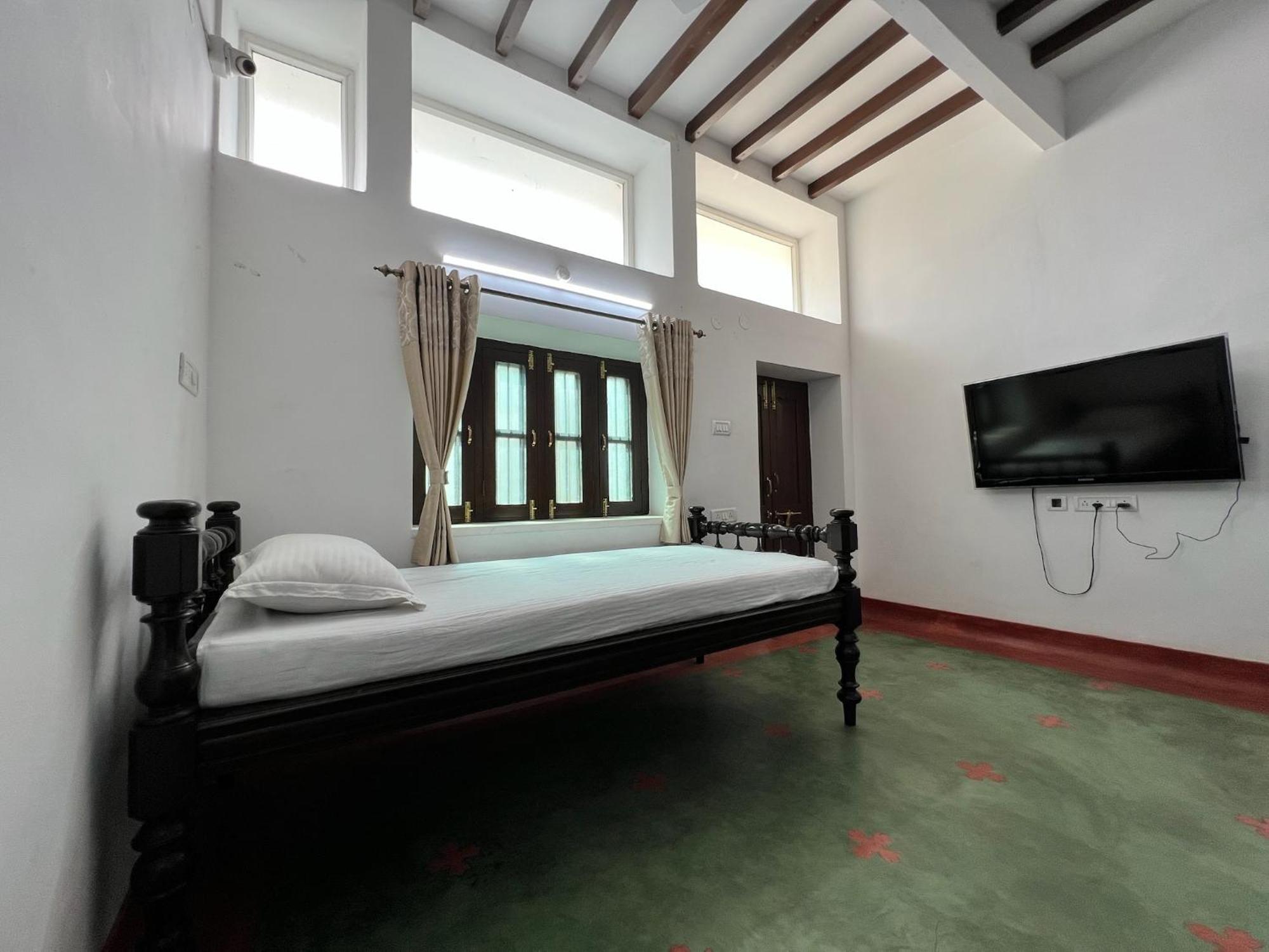 Laxmi Nivas 1949 Bed and Breakfast Secundurabad Buitenkant foto