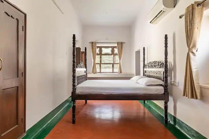 Laxmi Nivas 1949 Bed and Breakfast Secundurabad Buitenkant foto
